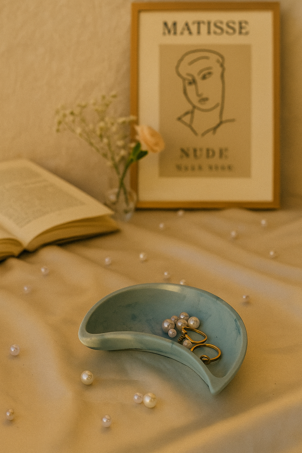 Blue moon trinket tray