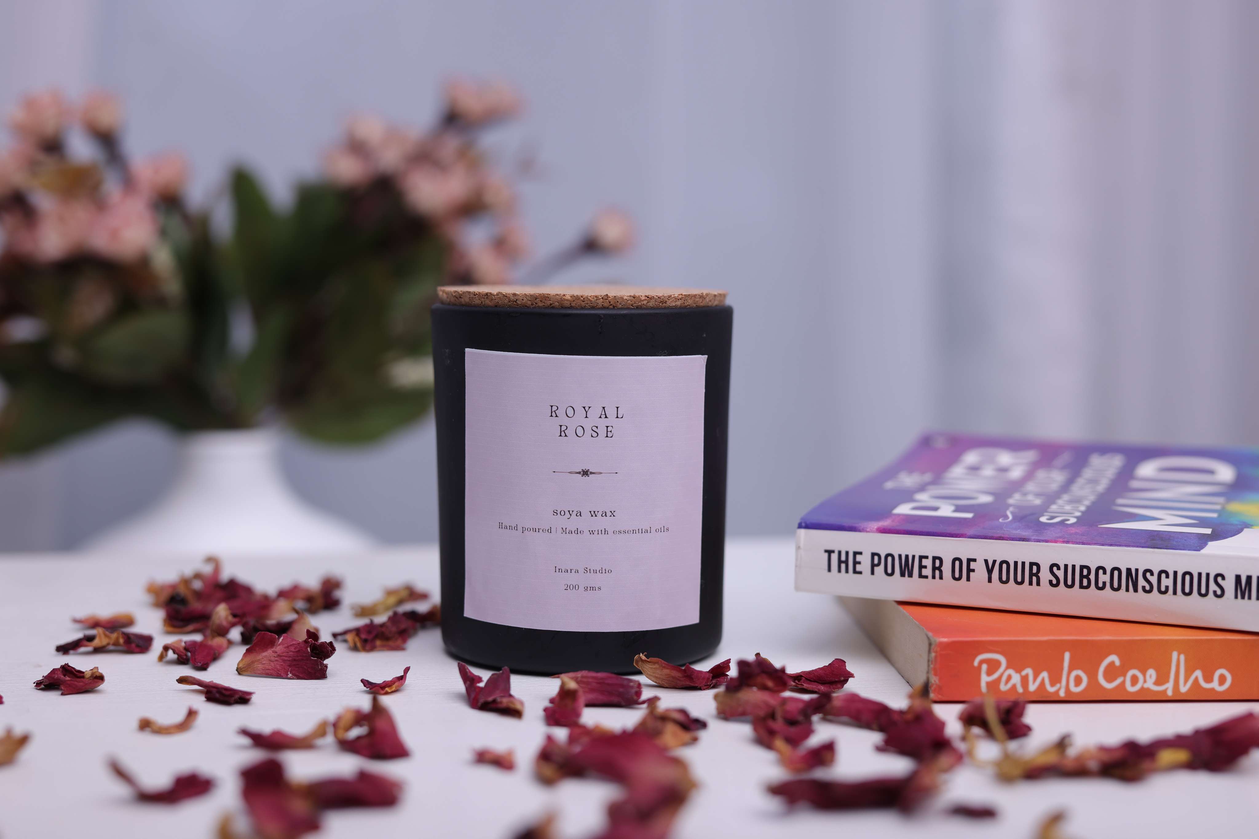 Royal Rose scented candle